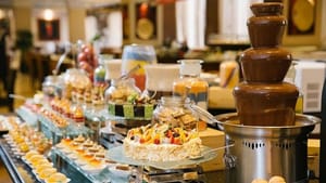 Cập Nhật Giá Vé Buffet Núi Thần Tài Mới Nhất 2024