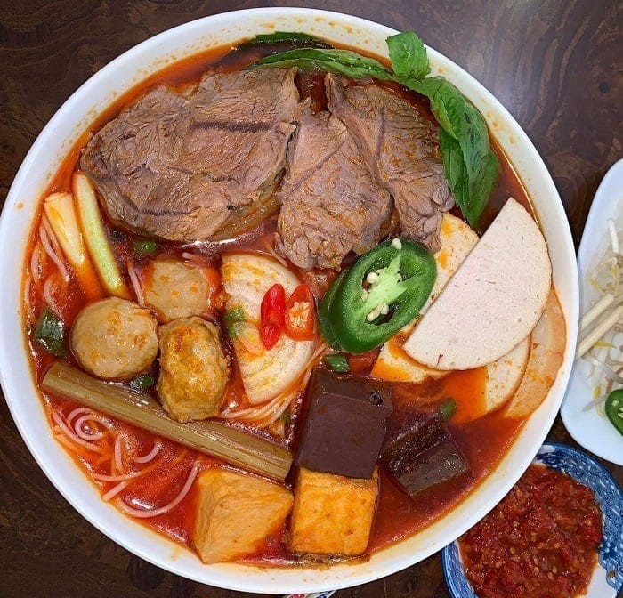 Bún bò Bà Nữ