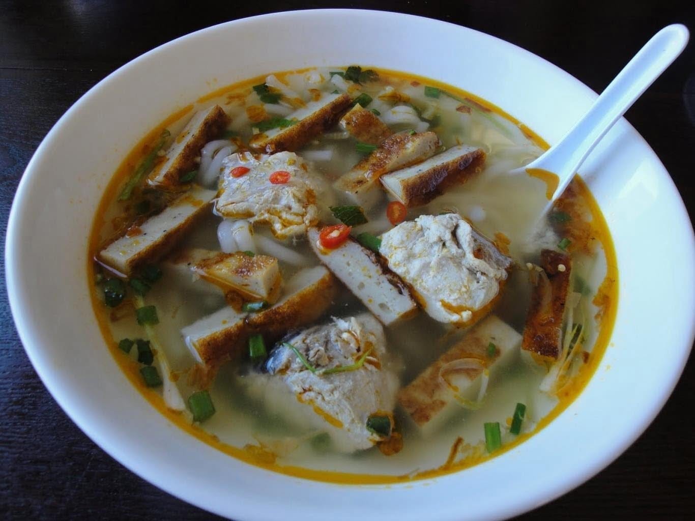 Bánh canh Trưng Nữ Vương