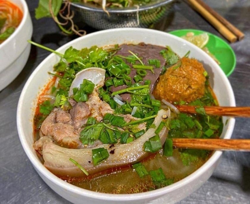 bún bò Đà Nẵng