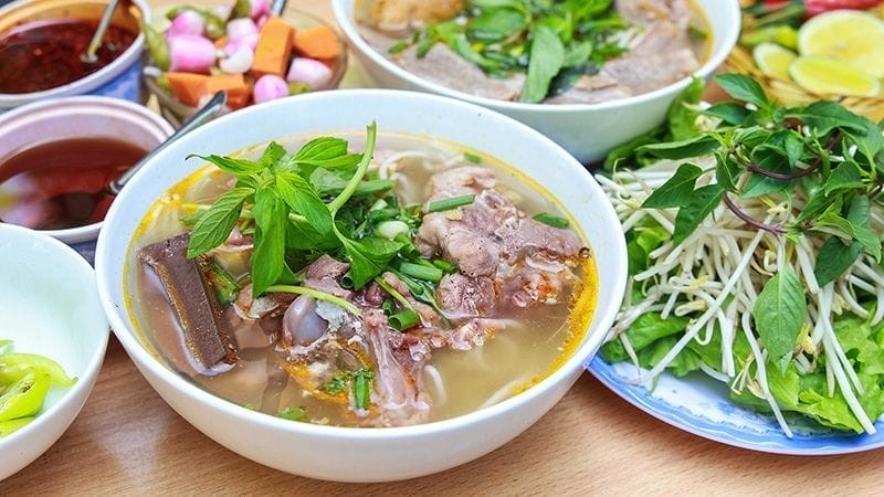 bún bò Đà Nẵng