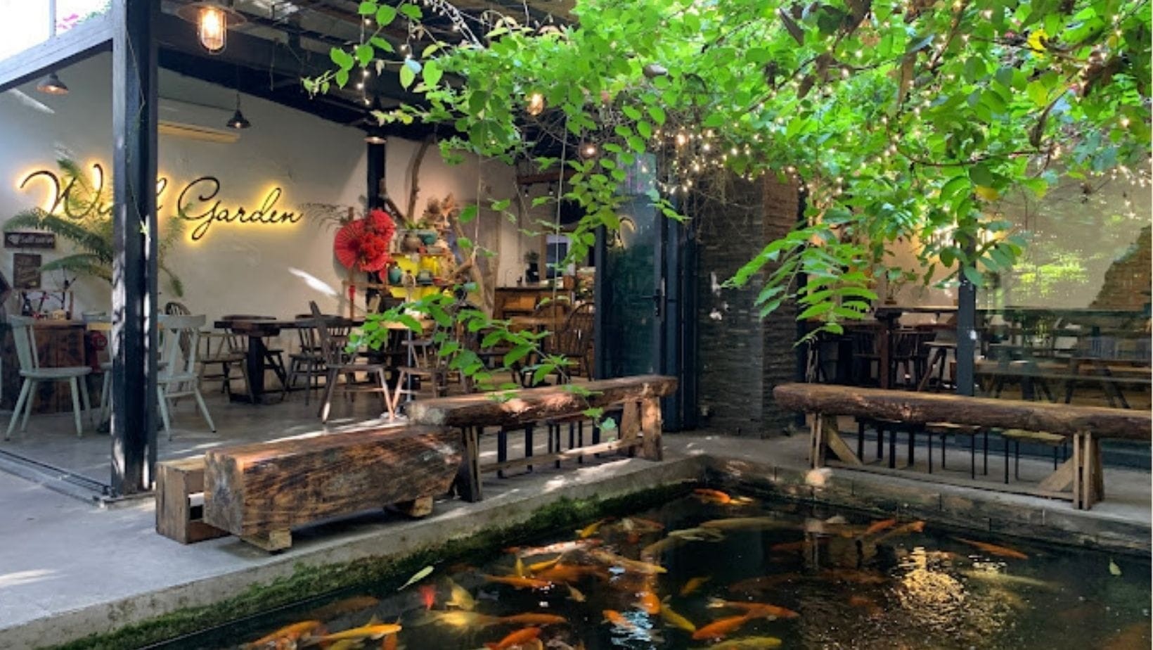 cafe cá koi đà nẵng