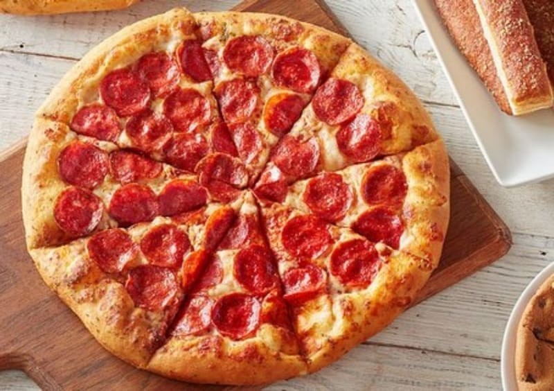 Pizza Hut - Bữa Tiệc Pizza Ấm Cúng